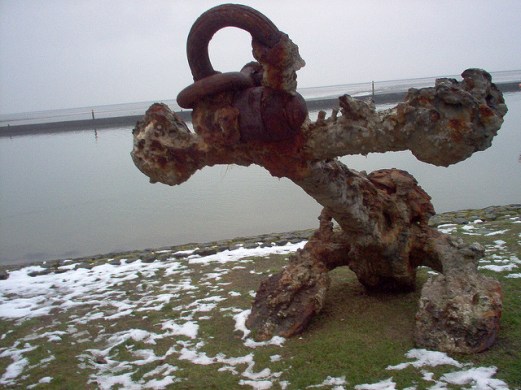 anchor_dont-hate-your-past-embrace-it_david-feltkamp