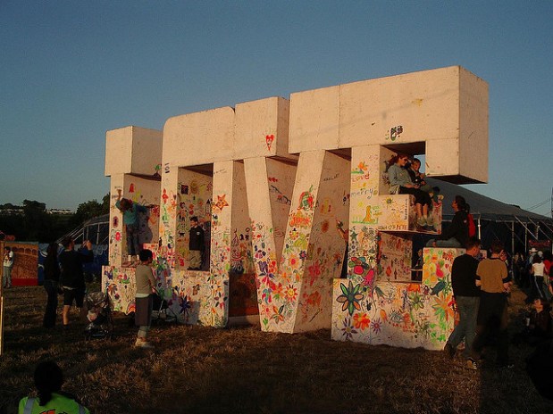 love_benefits-of-falling-in-love-while-in-recovery_andy-wright